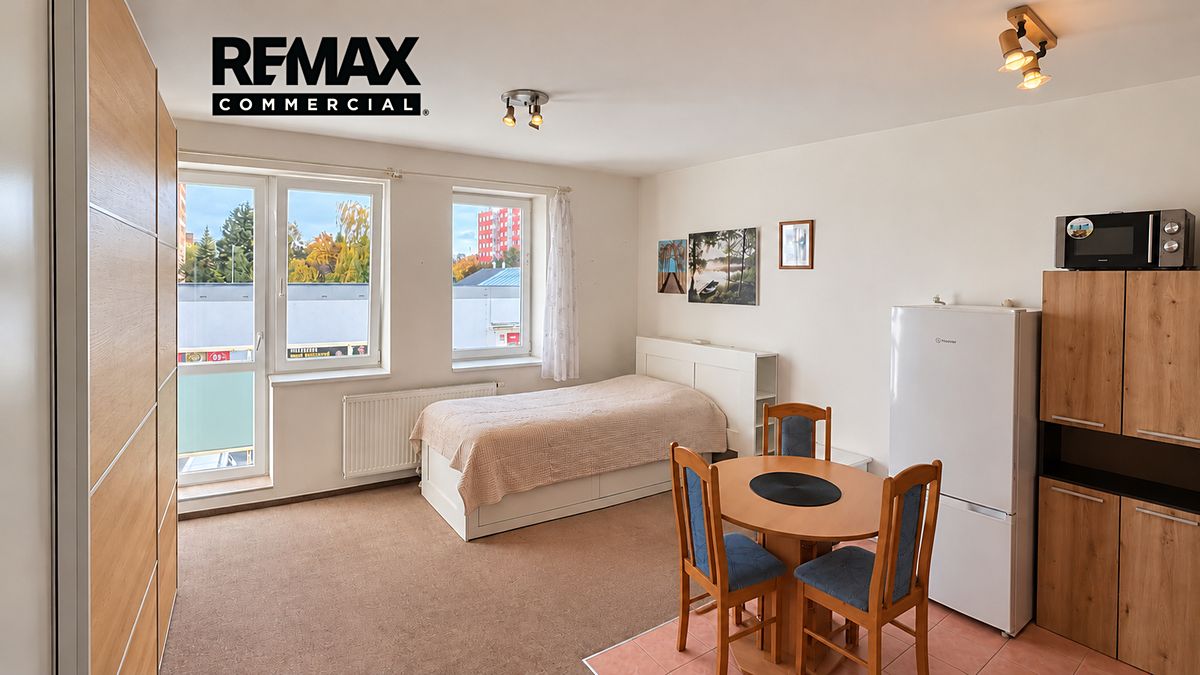 Pronájem bytu 1+kk 33 m², Praha – fotka 1 z 3