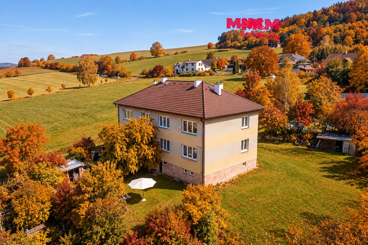 Prodej rodinného domu 252 m², pozemek 166 m²