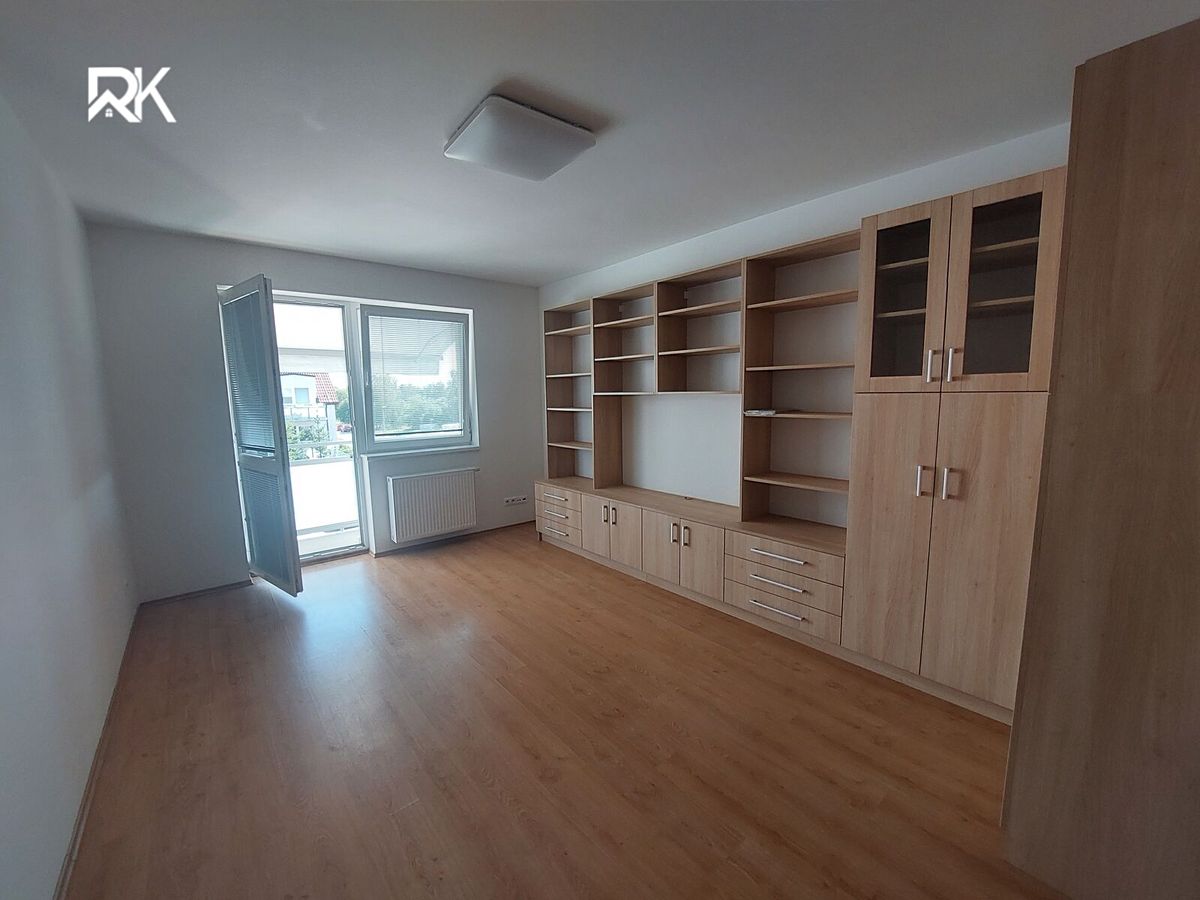 Pronájem bytu 2+kk 55 m² – fotografie 4