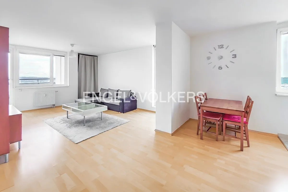 Pronájem bytu 2+kk 85 m²