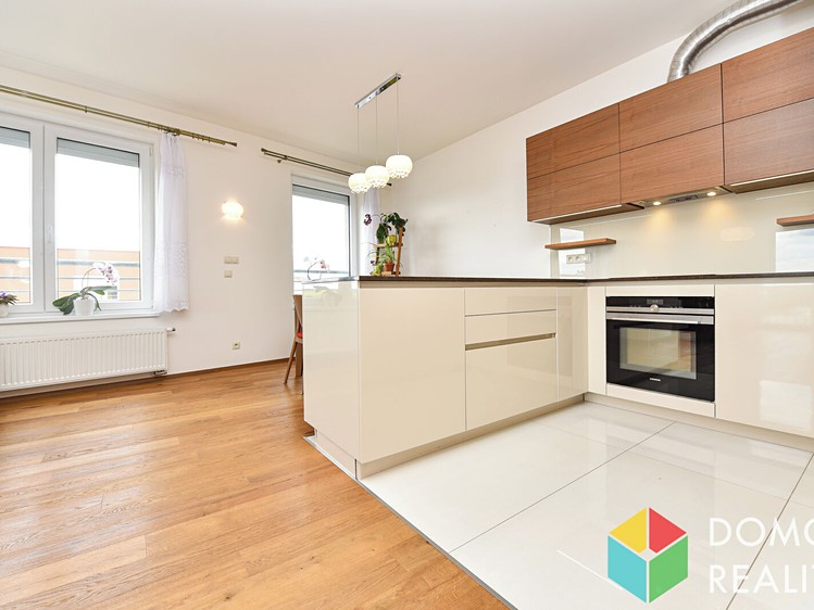 Квартира 4+kk на продаж, 118 м² (17 з 38)