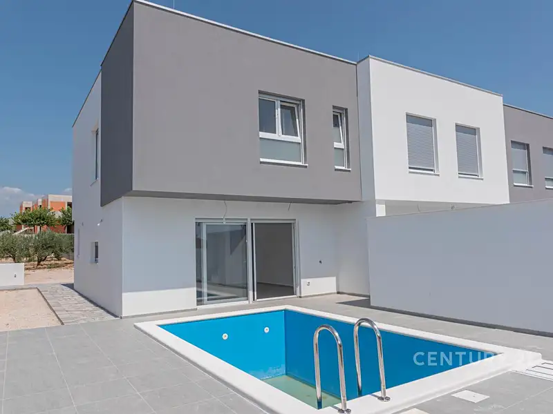 Prodej bytu 3+1 95 m², Vodice – náhled fotky 1