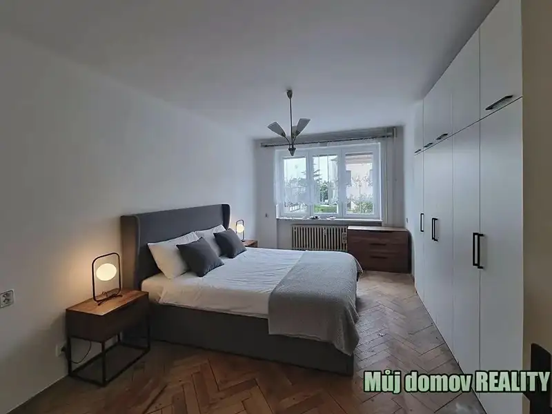 Prodej bytu 2+1 73 m², Praha – náhled fotky 2