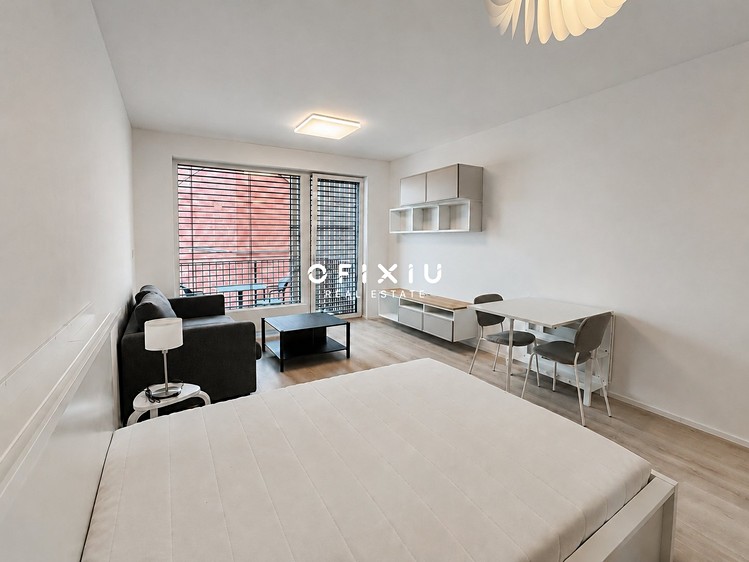 Pronájem bytu 1+kk, 29 m² (4 z 18)