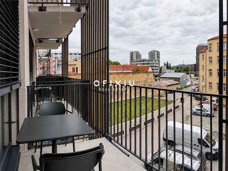 Квартира 1+kk в оренду, 29 м² (14 з 17)