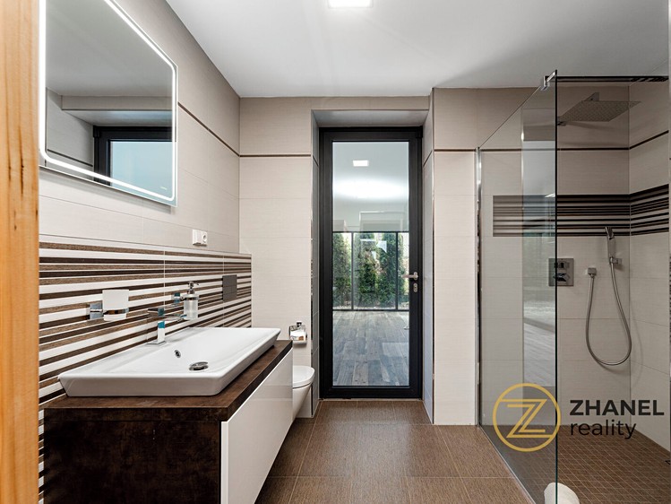Будинок на продаж, 351 м² (23 з 70)
