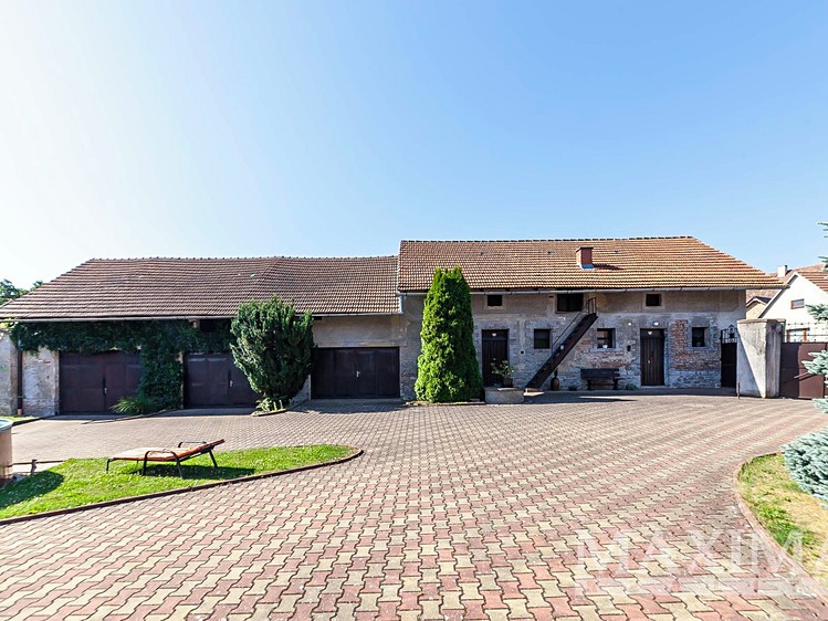 Haus zum Kauf, 340 m² (3 von 30)