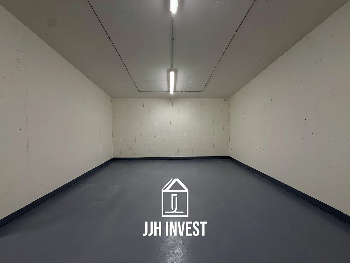 Pronájem skladového prostoru 27 m²