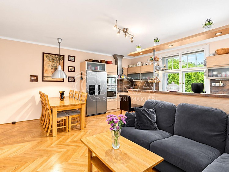 Prodej domu, 747 m² (18 z 47)