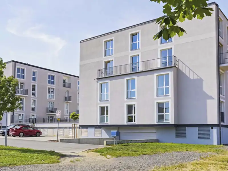 Pronájem bytu 2+kk 57 m², Jesenice – náhled fotky 2
