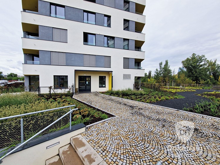 Квартира 2+kk в оренду, 55 м² (29 з 30)