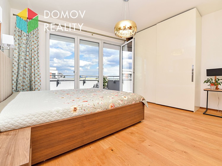 Квартира 4+kk на продаж, 118 м² (26 з 38)