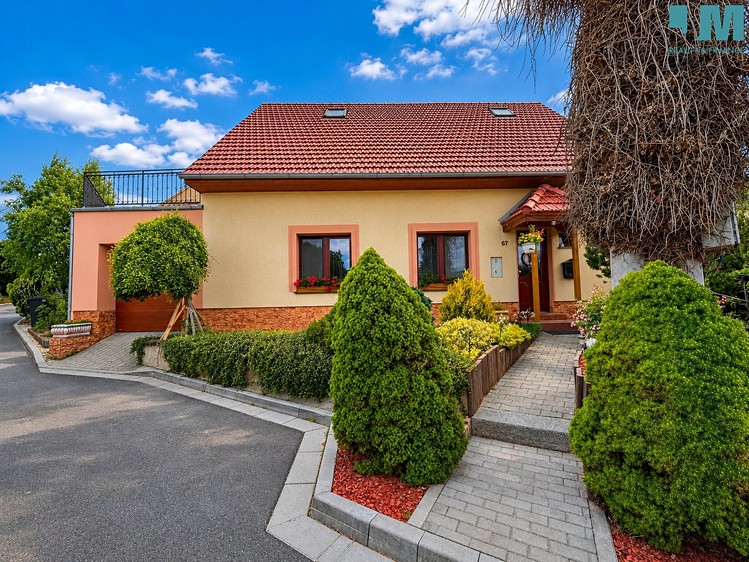 Будинок на продаж, 146 м² (1 з 47)
