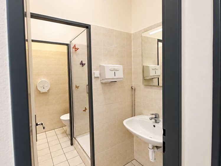 Комерційне приміщення в оренду, 145 м² (21 з 23)