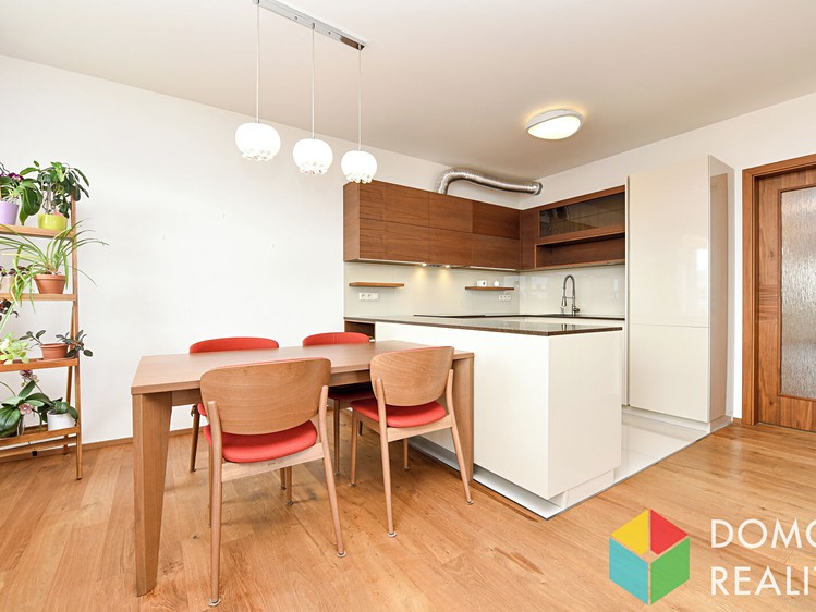 Квартира 4+kk на продаж, 118 м² (15 з 38)