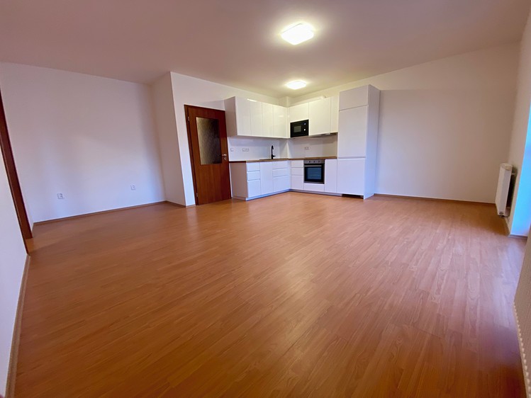 Wohnung 2+kk zur Miete, 57 m² (1 von 12)