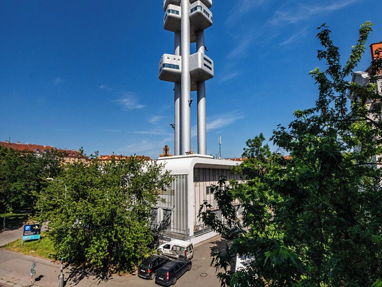 Prodej bytu 2+1, 90 m² (2 z 23)