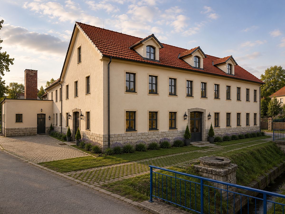 Prodej činžovního domu 1100 m², Nemochovice – fotka 1 z 3