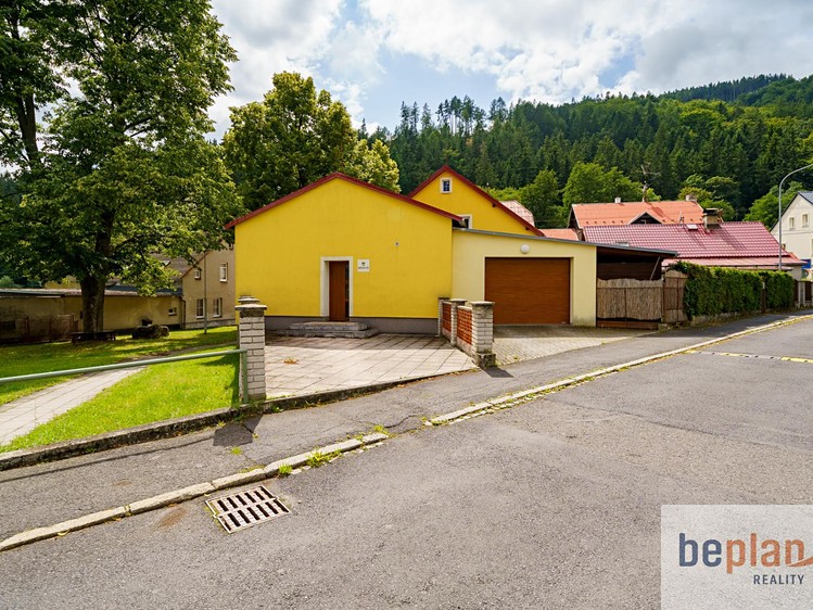 Prodej domu, 279 m² (6 z 27)