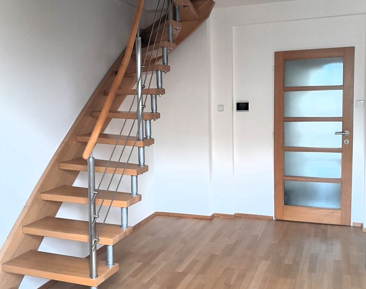 Pronájem bytu 3+1, 82 m² (2 z 14)