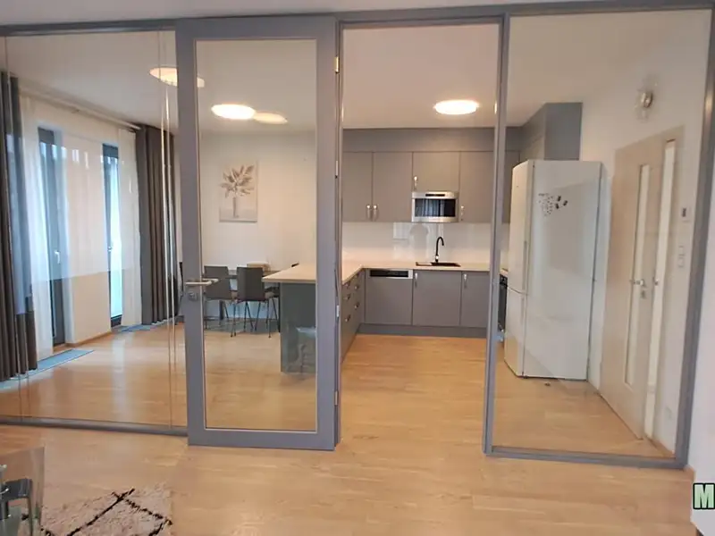Pronájem bytu 2+1 79 m², Praha – náhled fotky 2