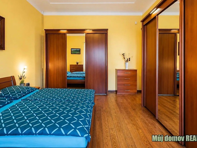 Будинок в оренду, 1 300 м² (6 з 29)