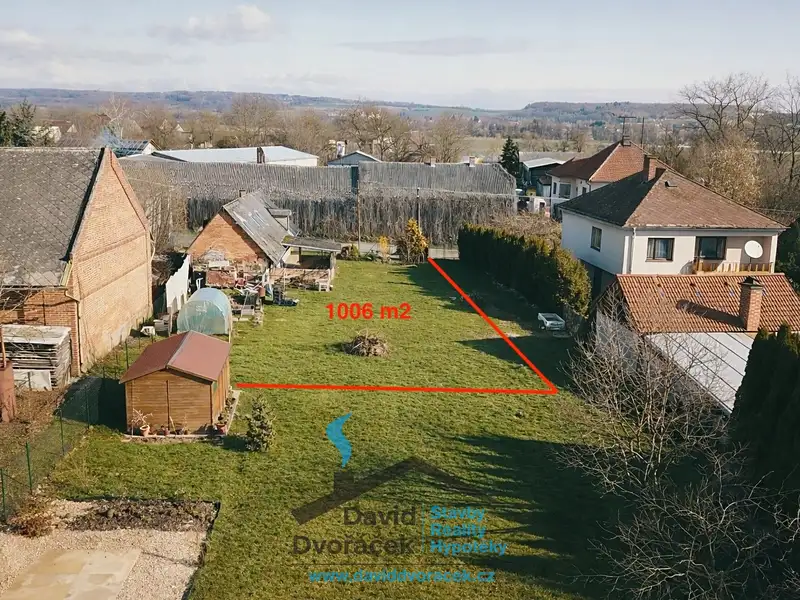 Prodej stavebního pozemku 1006 m², Hněvčeves – náhled fotky 3