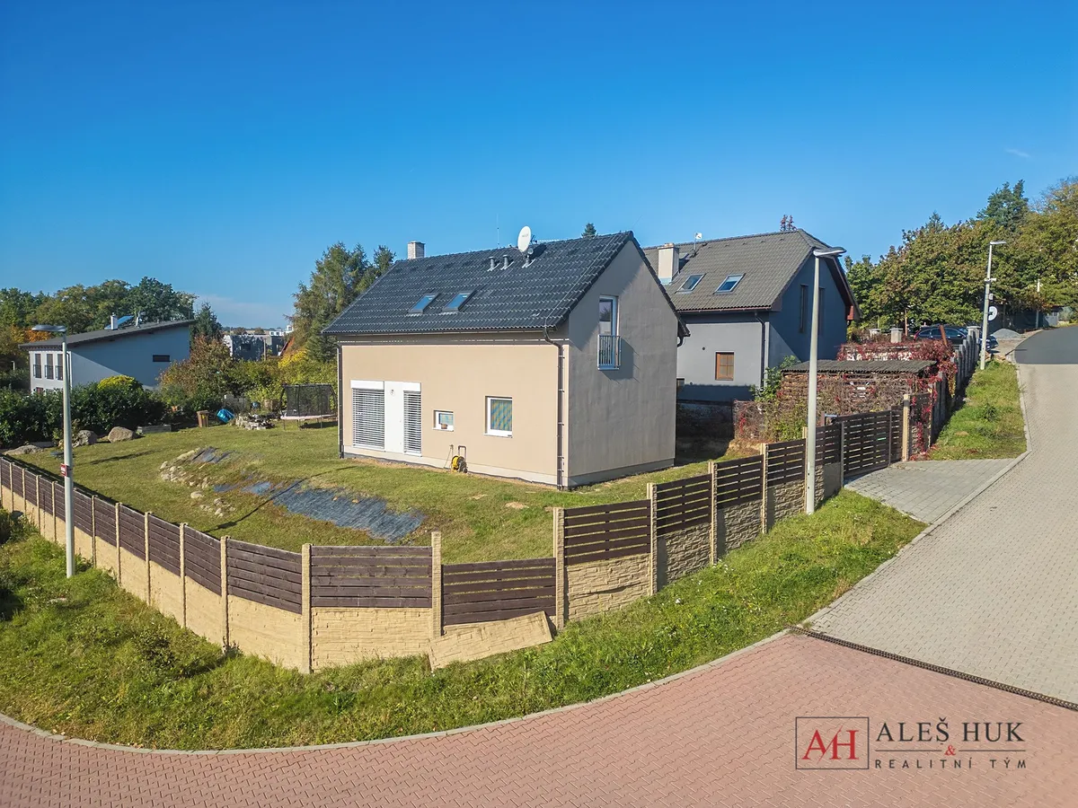 Prodej rodinného domu 106 m², pozemek 800 m²