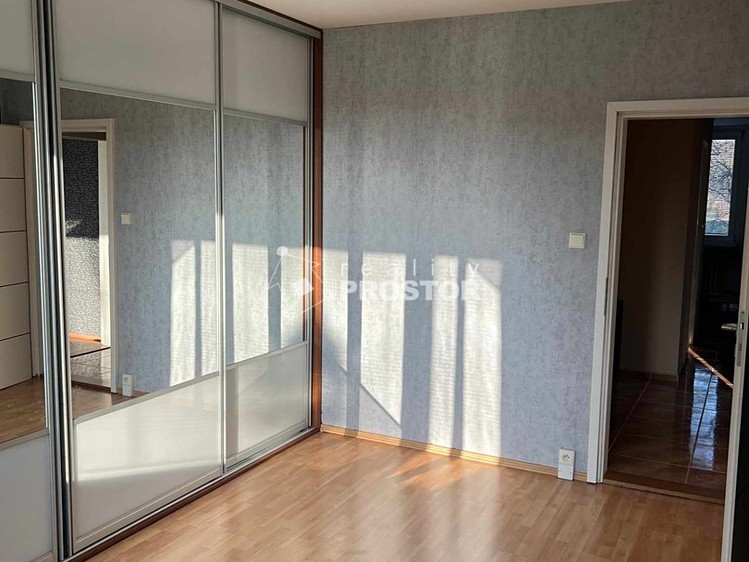 The 4+1 flat for rent, 82 m² (18 of 24)