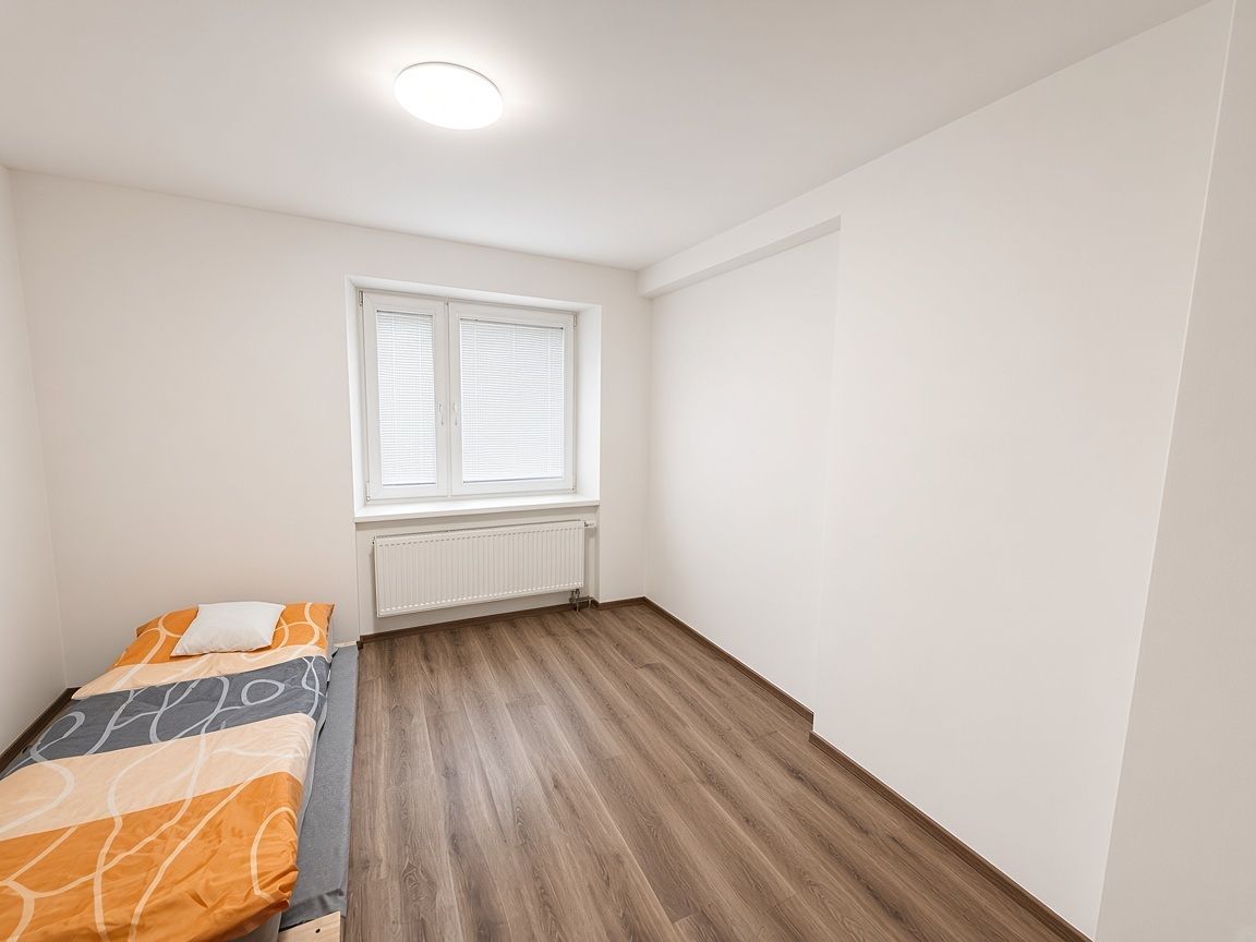 Pronájem bytu 2+kk 53 m² – fotografie 3