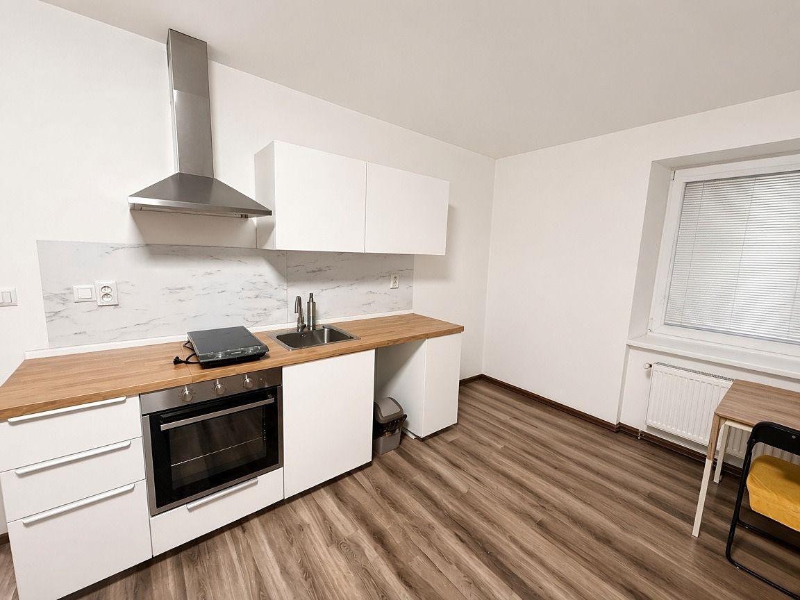 Pronájem bytu 2+kk 53 m² – fotografie 2