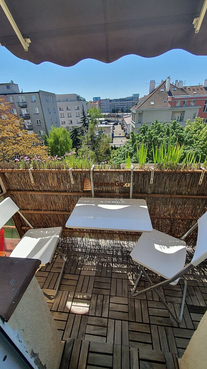 Pronájem bytu 2+kk 79 m² – fotografie 5