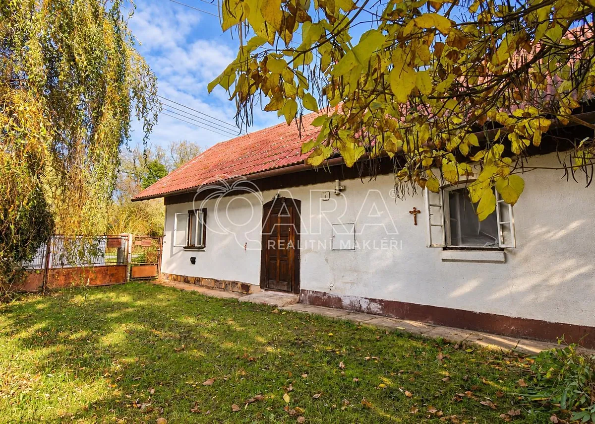 Prodej rodinného domu 90 m², pozemek 1059 m²