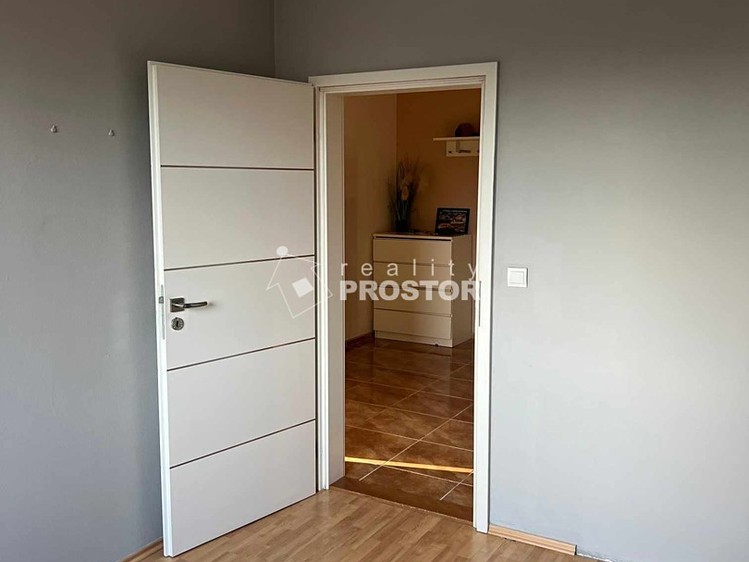 The 4+1 flat for rent, 82 m² (11 of 24)
