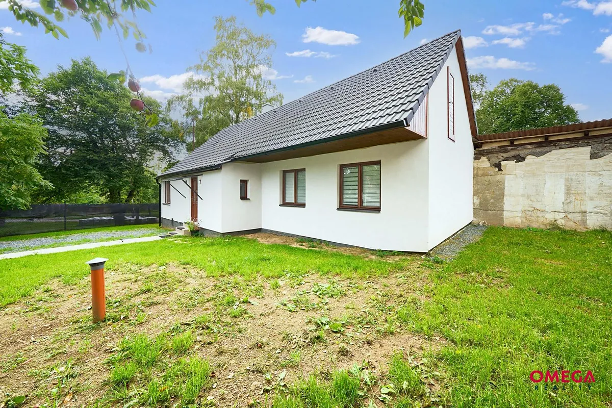 Prodej rodinného domu 80 m², pozemek 304 m²