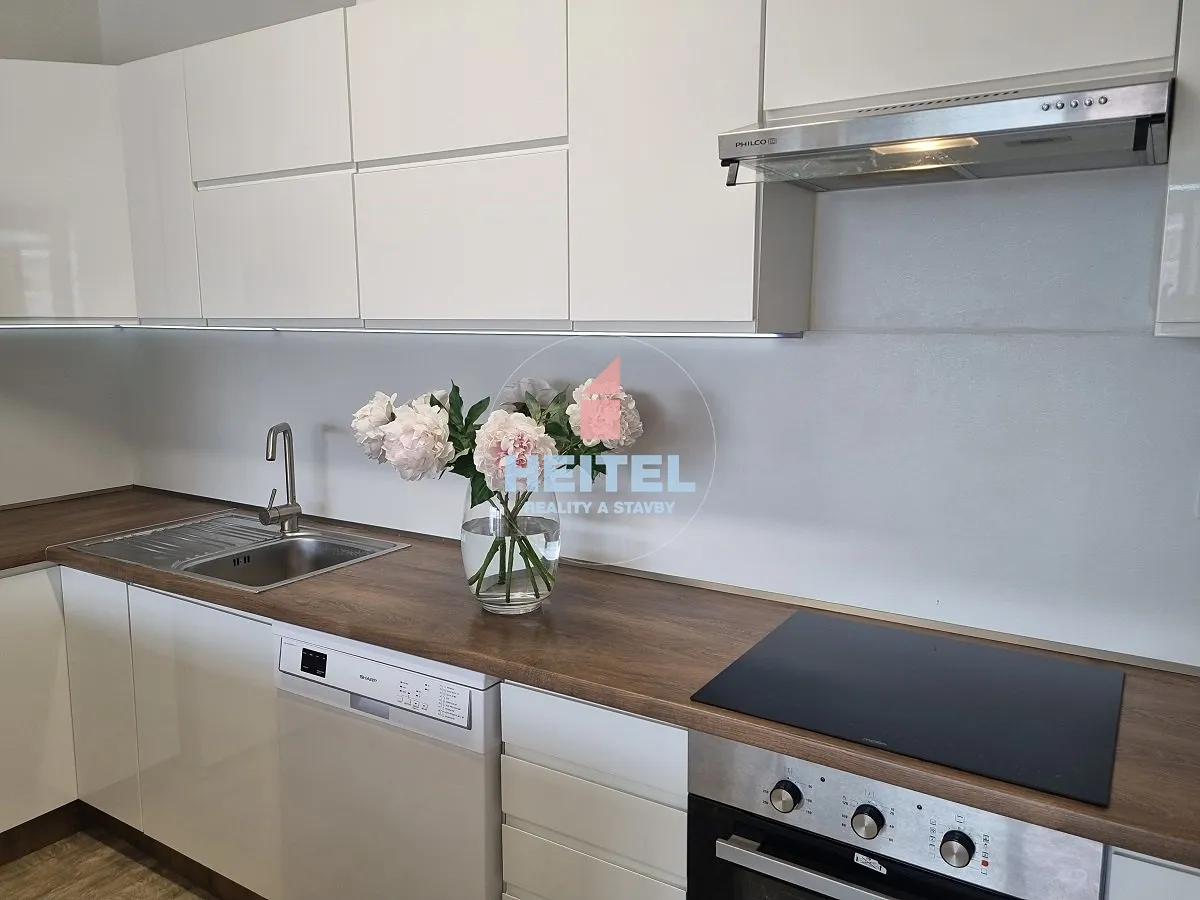 Pronájem bytu 2+kk 56 m²
