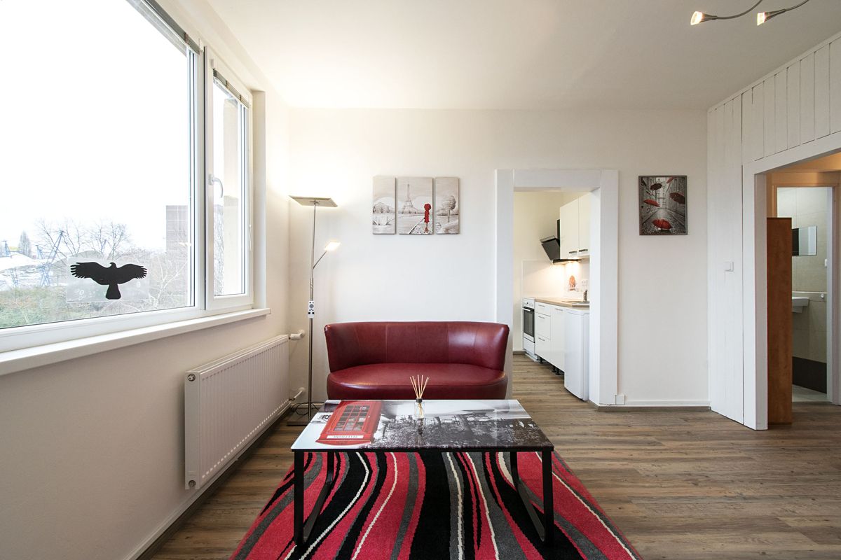 Pronájem bytu 1+1 34 m² – fotografie 3