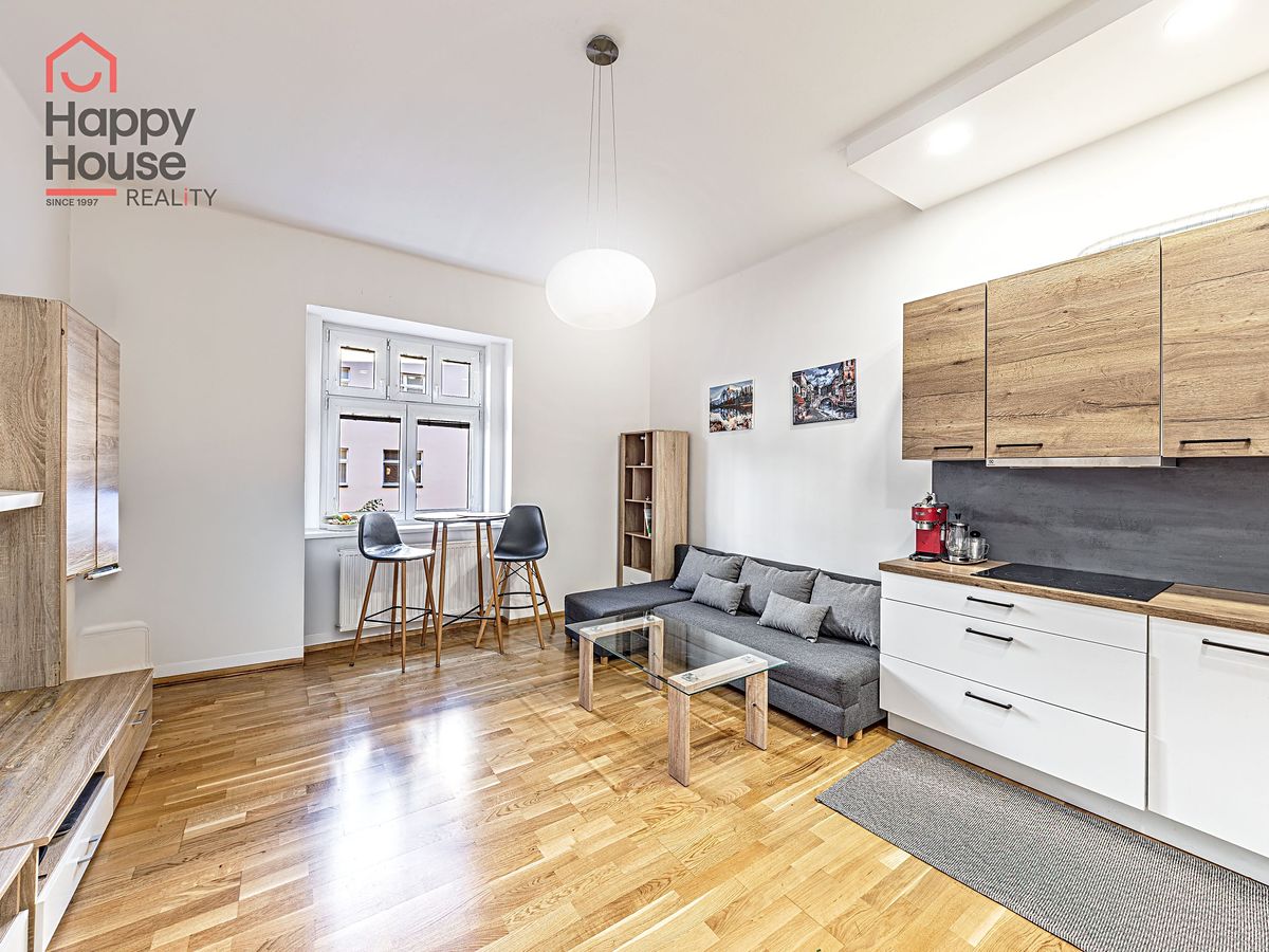 Pronájem bytu 2+kk 42 m²
