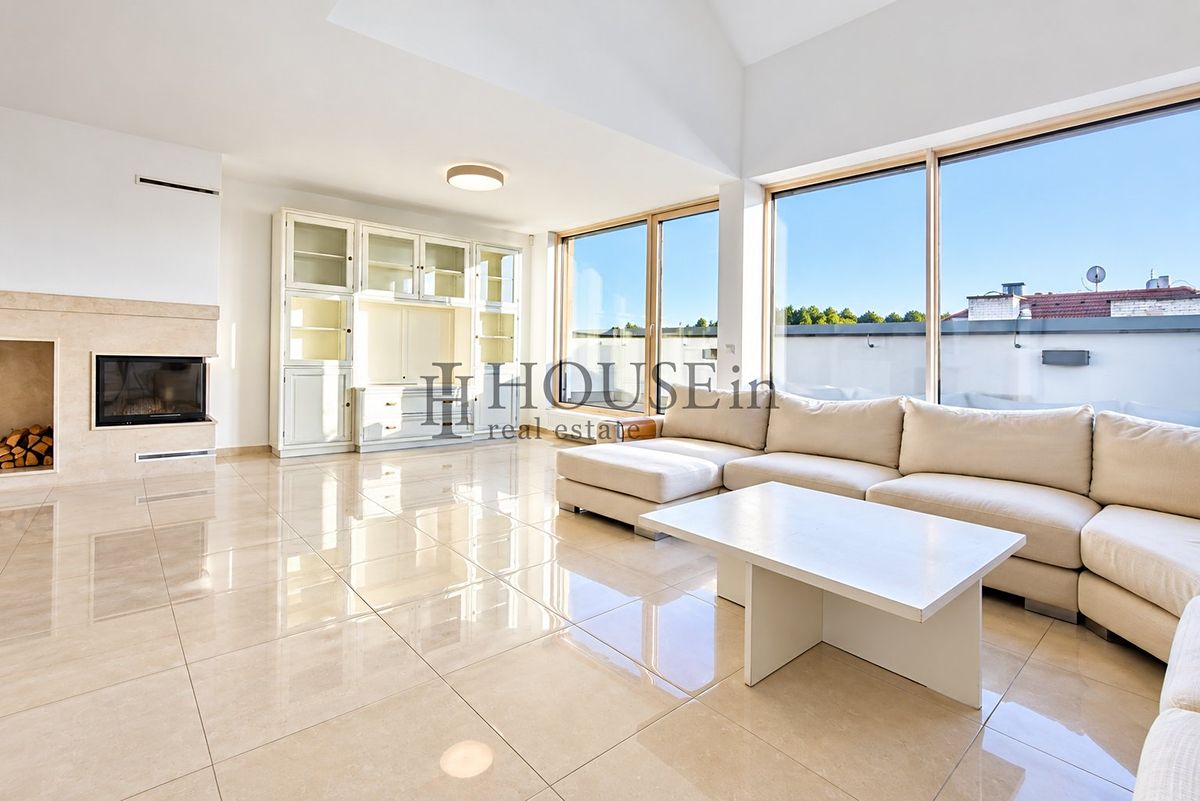 Pronájem bytu 3+kk 137 m²