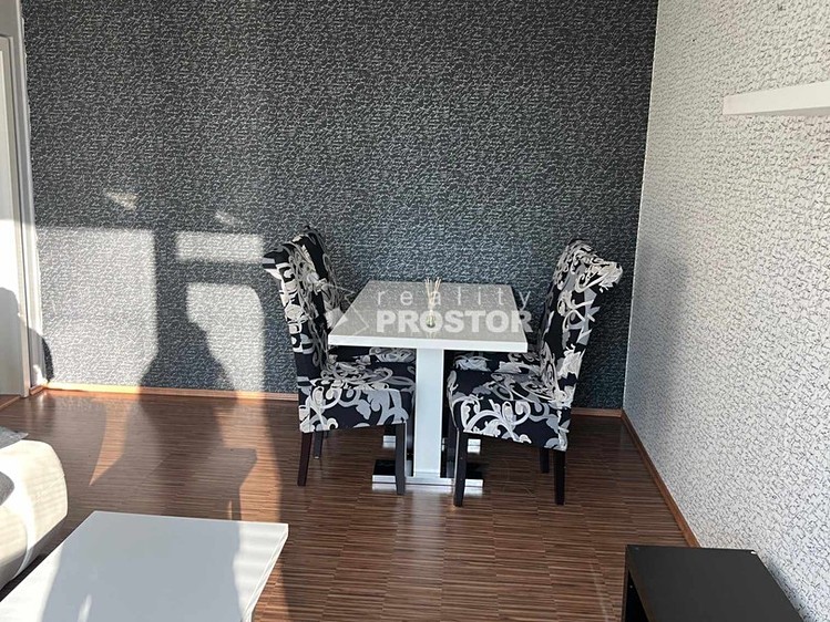 The 4+1 flat for rent, 82 m² (4 of 24)
