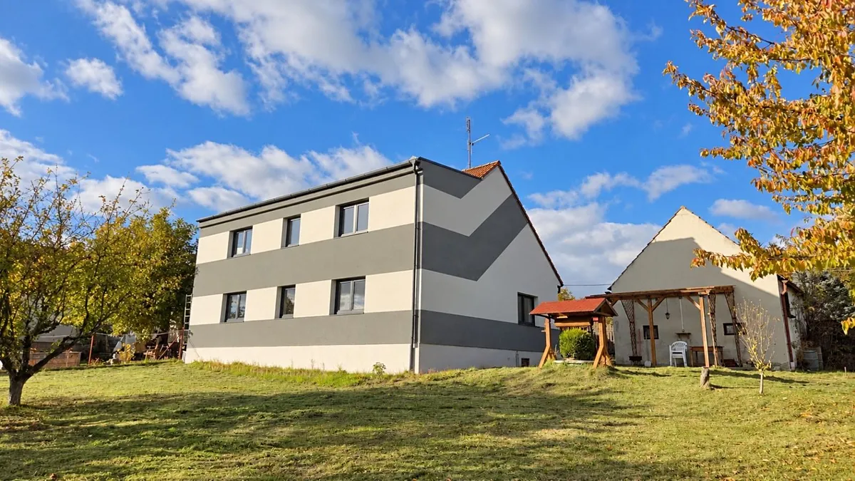 Prodej rodinného domu 290 m², pozemek 1250 m²