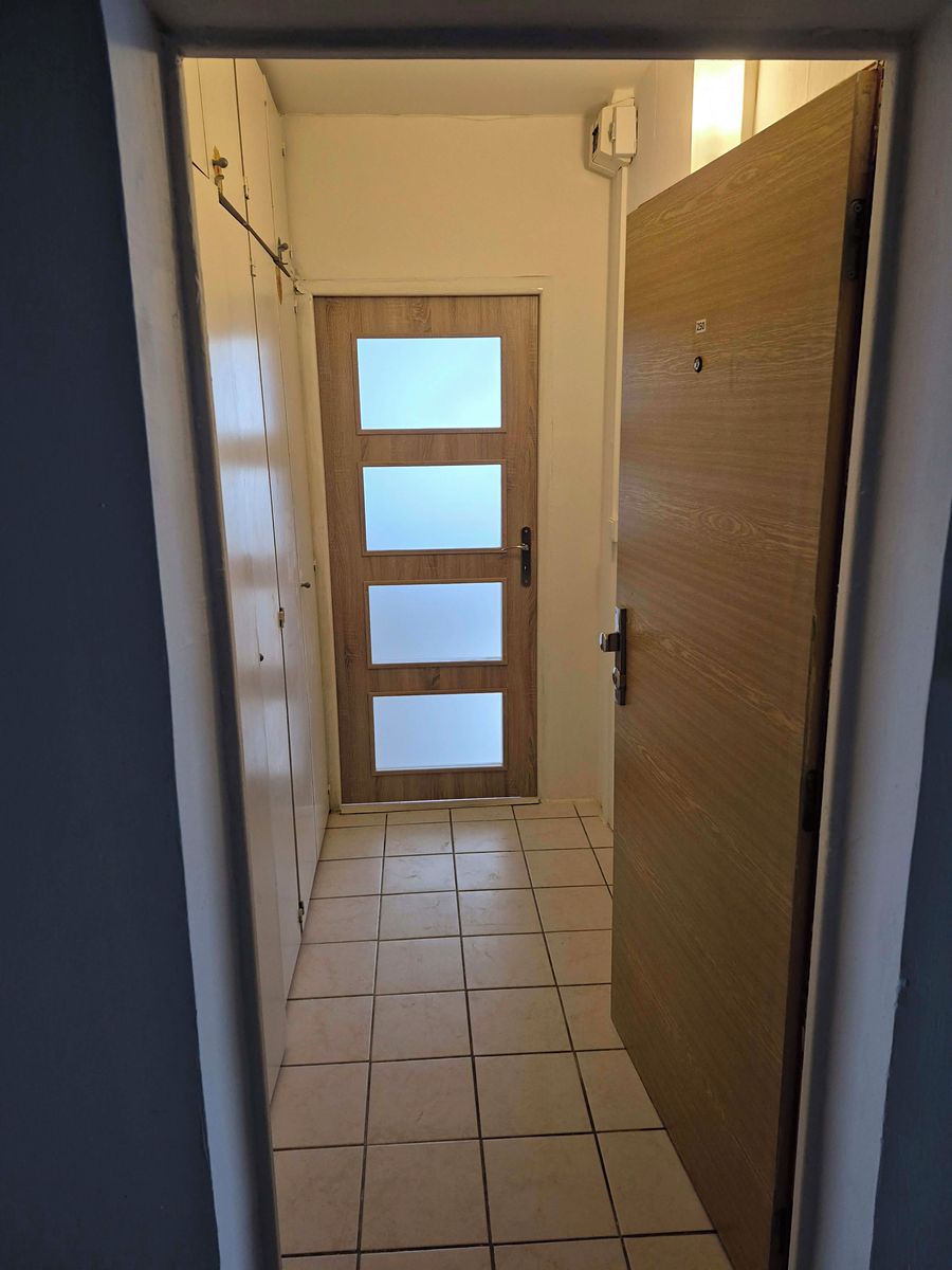 Pronájem bytu 1+kk 23 m² – fotografie 4