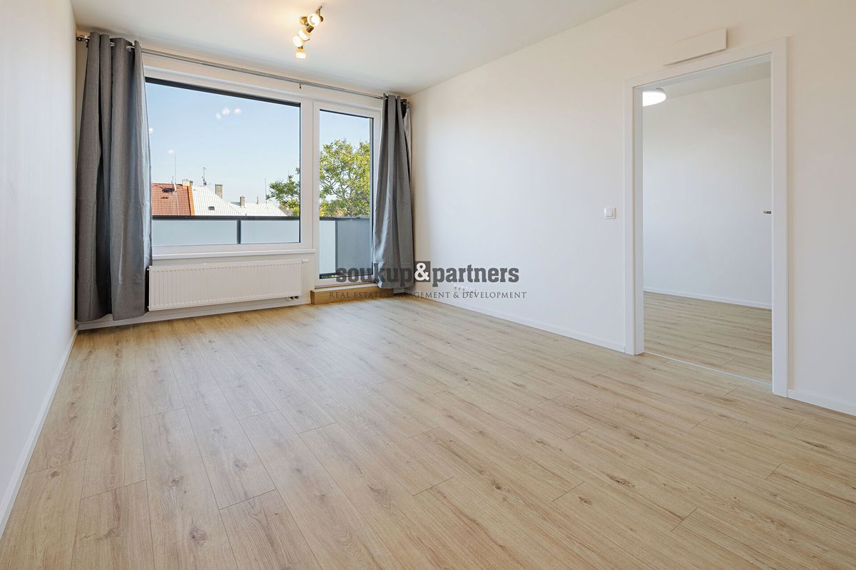 Pronájem bytu 2+kk 52 m² – fotografie 4