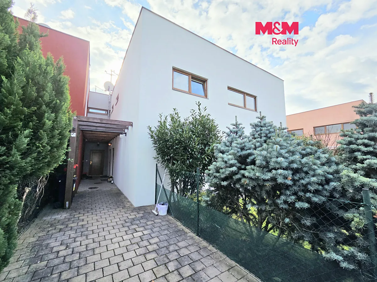 Prodej rodinného domu 110 m², pozemek 252 m²