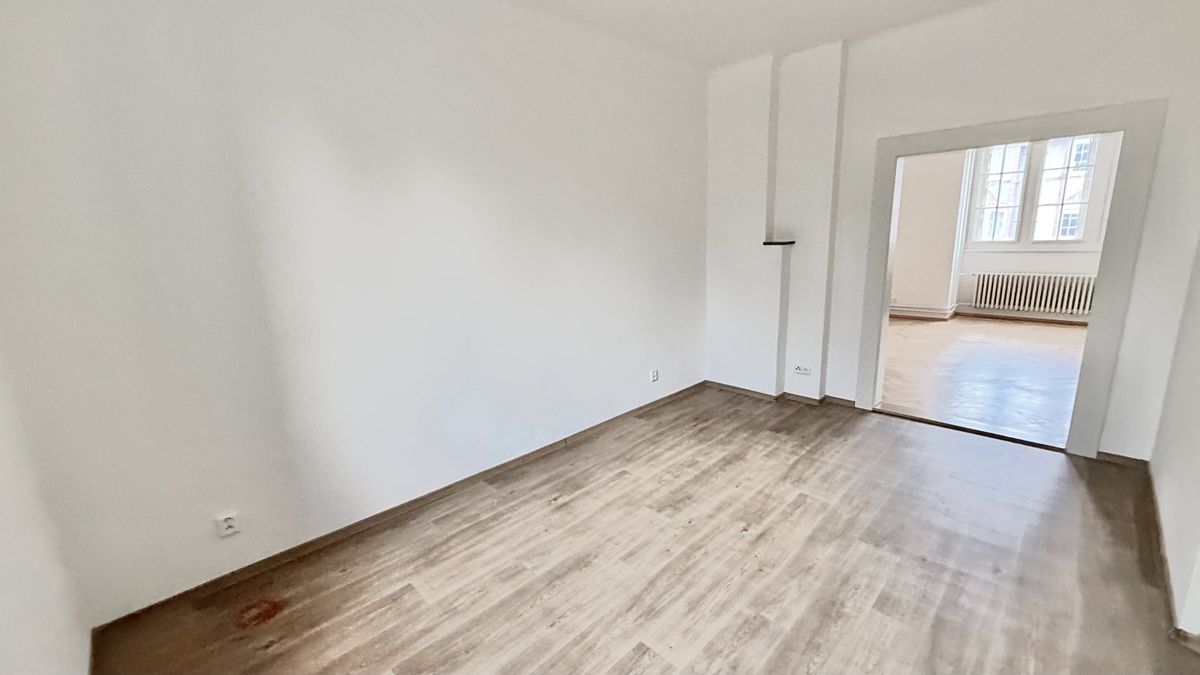 Pronájem rodinného domu 215 m², pozemek 240 m² – fotografie 5