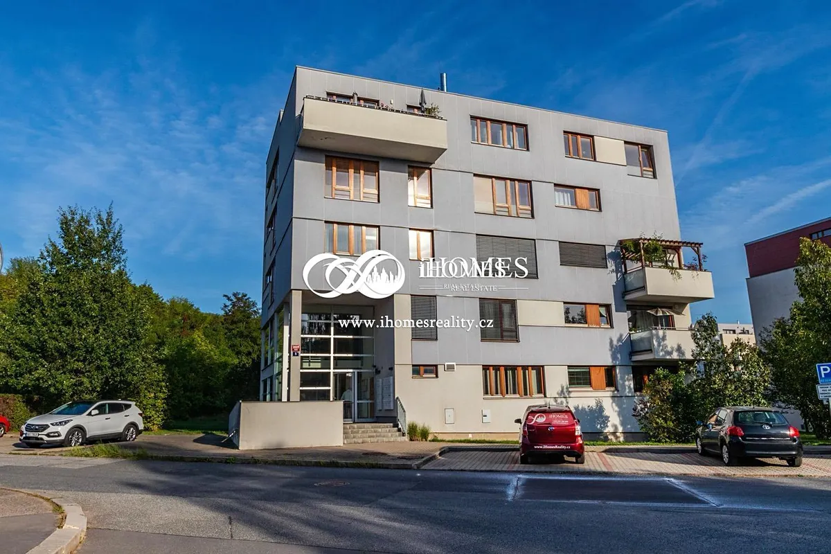 Prodej bytu 2+kk 60 m²