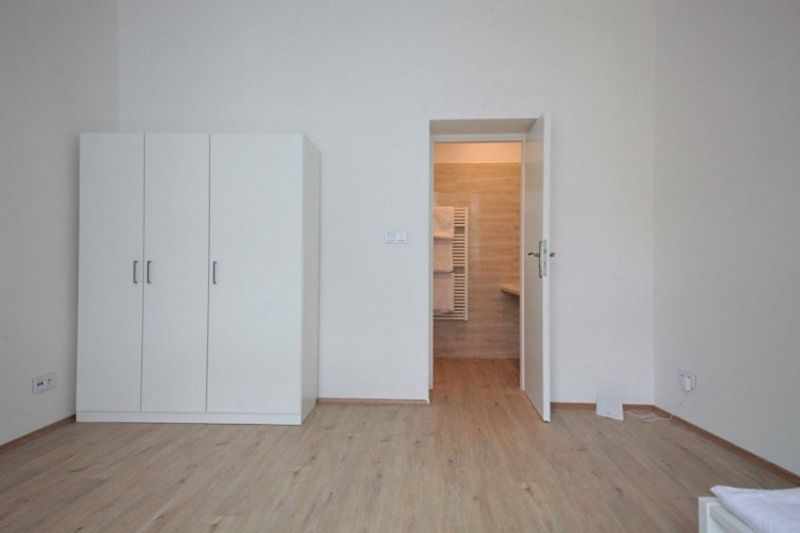 Pronájem bytu 2+kk 43 m² – fotografie 5