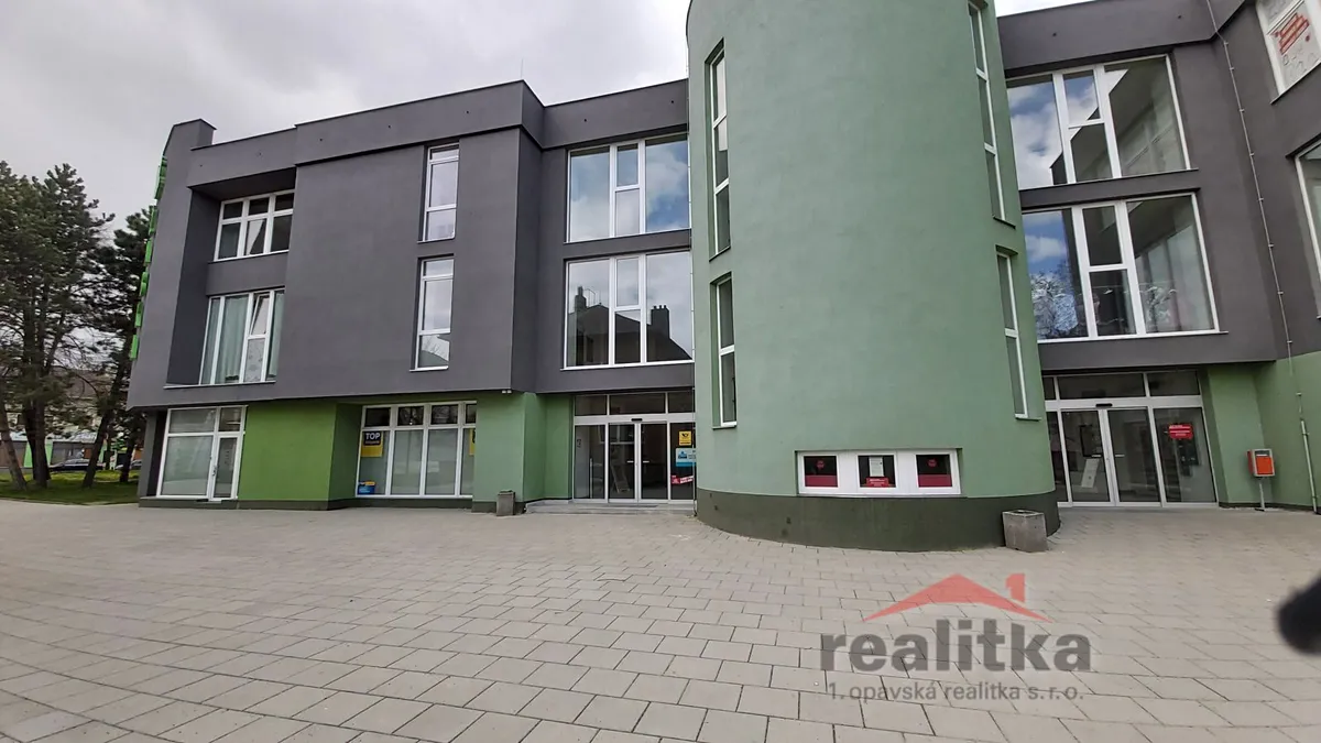 Pronájem obchodního prostoru 110 m²