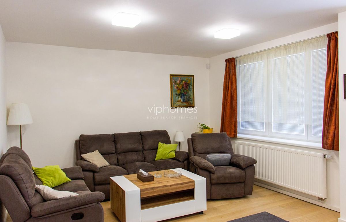 Pronájem rodinného domu 143 m², pozemek 600 m² – fotografie 2