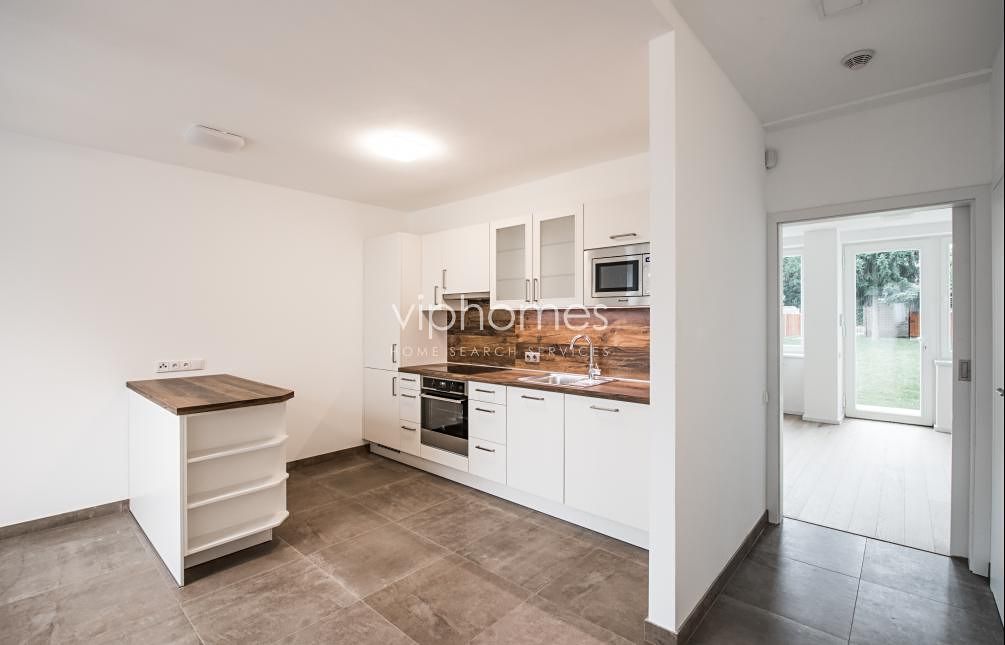 Pronájem rodinného domu 143 m², pozemek 600 m² – fotografie 3